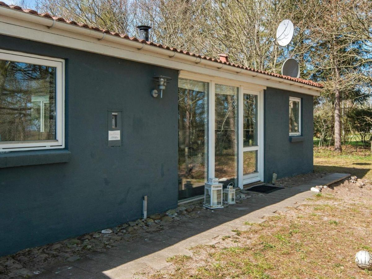 8 Person Holiday Home In Rsted Kare Buitenkant foto